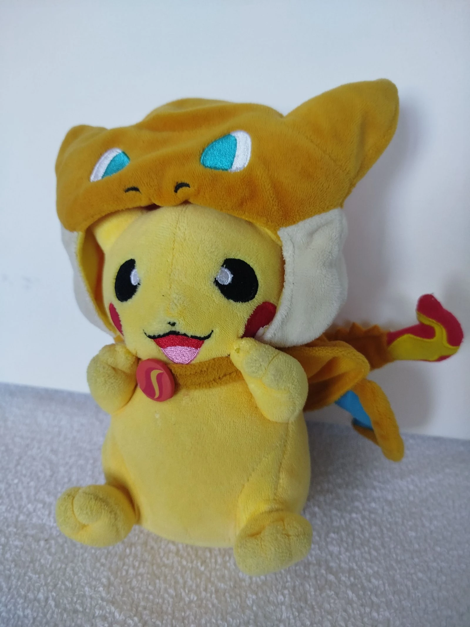 Peluche Pokémon Pikachu – photo 3